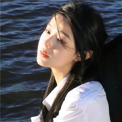 路德维希 封面