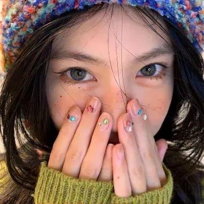 绿洲2024 封面